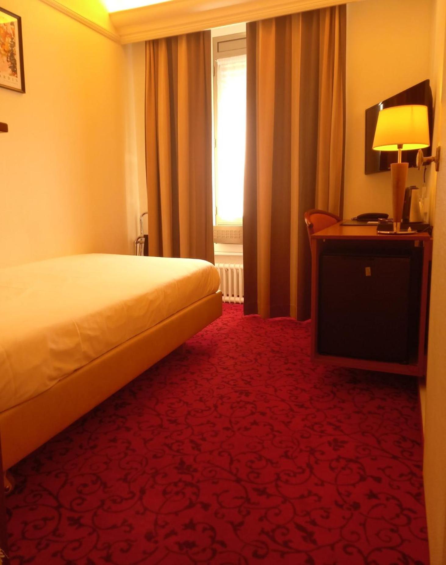 Hotel Astoria Geneva Luaran gambar